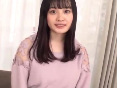 「なにするの？」美乳の素人美少女を高速ピストンSEXで犯す