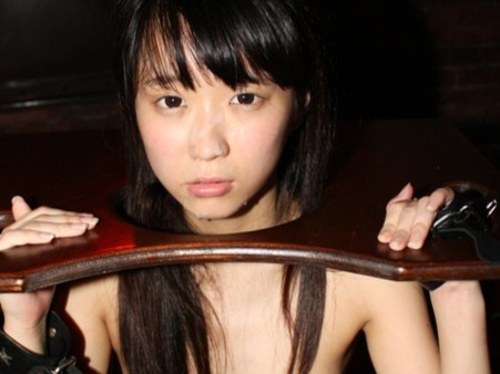 ≪ハメ撮り≫『どうかなぁ？』貧乳ロリかわ女の子のエッチ