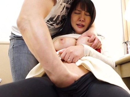 ≪既婚者≫『で、出ちゃうのぉ』デカパイ清楚な奥様を口説いてエッチ