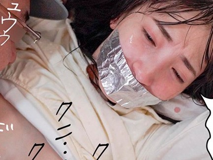 華奢な可愛い子が無理やりおかされ、本気で感じまくる！抵抗しながらも本気の喘ぎ声が漏れる♡