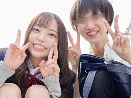 【JKの寝取りエッチ】美乳可愛いJKが背徳感MAXで本気のSEX！初々しい姿がたまらない♡