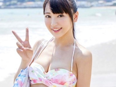 水着から覗く美乳が、男の欲望を刺激しまくり！水着お姉さんの素直な反応と、ナンパ即ハメの緊張感がエロすぎる！