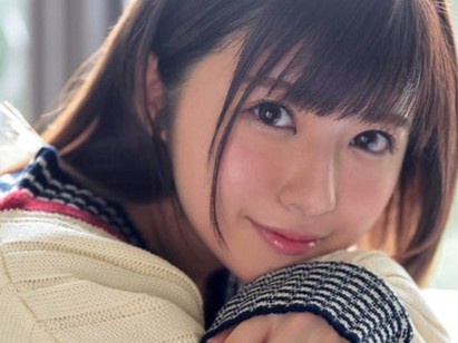 【華奢女子のデビューエッチ】『もっとしてあげるねぇ♡』美乳で華奢なカワイイ女の子がAVデビューでドキドキのエッチに挑戦！無防備なカラダが感じる姿がエロかわいい！