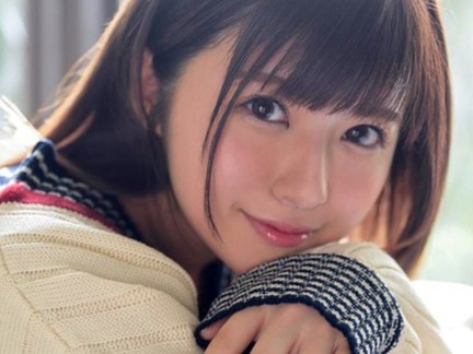 美乳スレンダー可愛らしい女の子が初めての撮影でドキドキしながらも本能のままに男を骨抜き！！