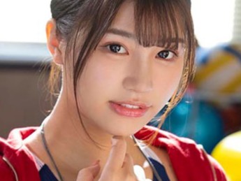 巨乳ボディ女子マネが本能のままに男を骨抜き！！