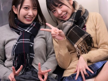 制服姿のドスケベ痴女がぱんちらで誘惑！巨乳揺らして積極的に腰振る淫乱プレイがエロすぎる！